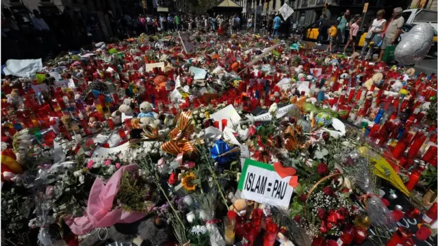 Цветы на бульваре Рамбла