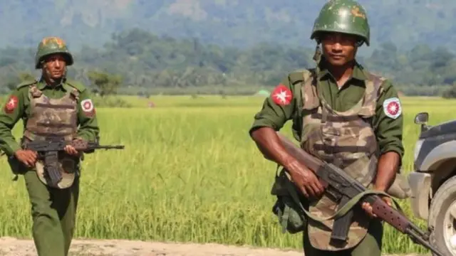 ரொஹிஞ்சா பகுதிகளை கட்டுப்பாட்டில் வைத்துள்ள பர்மிய ராணுவம்