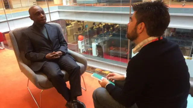 Carl B. Greenidge en entrevista con BBC Mundo.