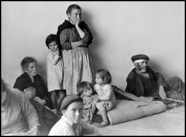 Refugiados de la Guerra Civil española que huyeron de Málaga a Almería.