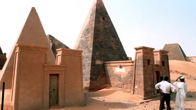 أهرامات السودان