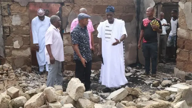 Ụlọ ndị a gbara ọkụ n'Aba