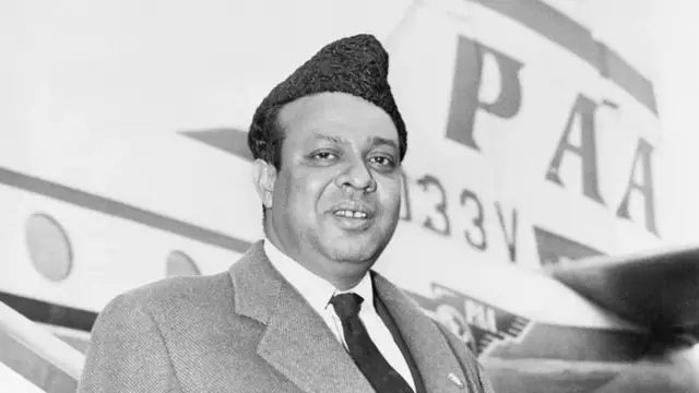 پاکستان کے تیسرے وزیرِ اعظم محمد علی بوگرہ، جو یہ عہدہ سنبھالنے سے پہلے امریکہ میں پاکستانی سفیر تھے