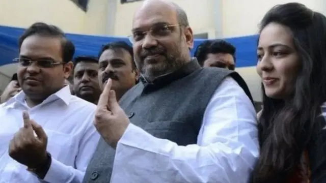 भारतीय जनता पक्ष, काँग्रेस, सोशल मीडिया, ट्रोल्स