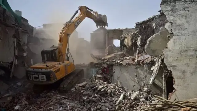 تحول منزل الناشط السياسي جاويد محمد إلى أنقاض بأوامر من الحكومة