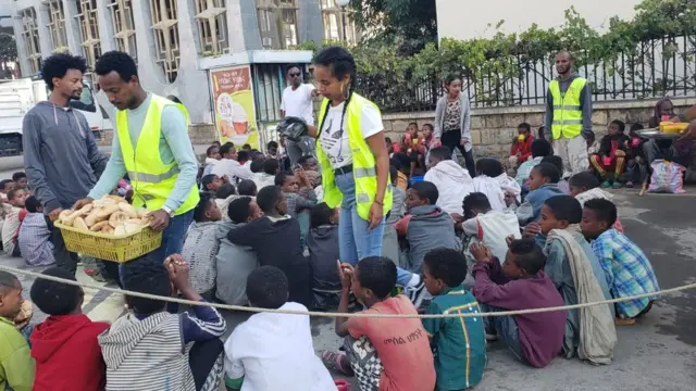 ኣብ ከተማ መቐለ፡ ናይ ሻህን ባንን ቑርሲ ዝቐርበሎም ጽጉማት ስድራን ተመዛበልትን