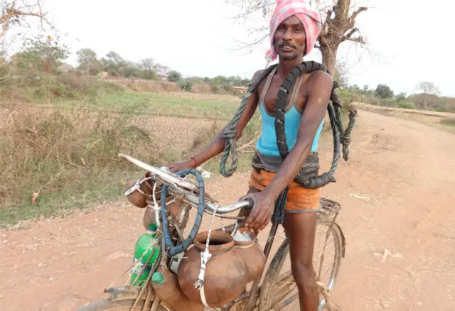 కల్లుగీత కార్మికుడు