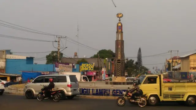 Tugu Lampu Gentur