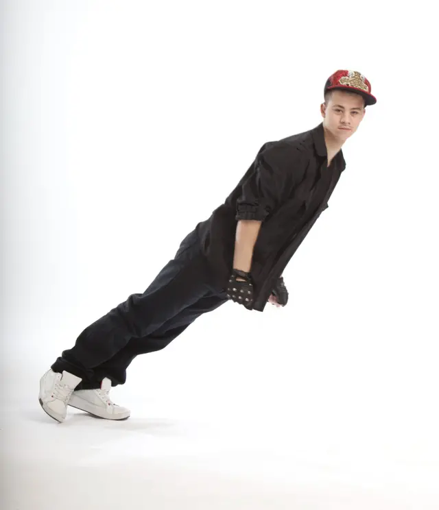 حذر أطباء من أن تقليد حركة مايكل جاكسون قد تتسب في إصابات