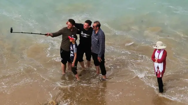 مسئولان به گردشگران نوروزی در بوشهر هشدار داده‌اند که مراقب طغیان و سیلاب‌های ناگهانی باشند