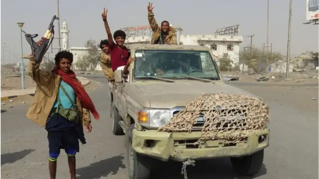 Kelompok pro pemerintah Yaman