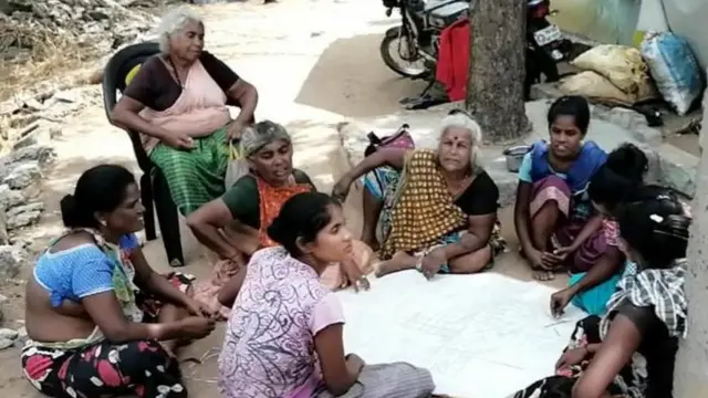 குடும்ப அட்டை இல்லாததால் கொரோனா நிவாரணம் பெற முடியாமல் தவிக்கும் பூர்வகுடிமக்கள்