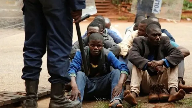 ज़िम्बाब्वे, पेट्रोल, डीज़ल अर्थव्यवस्था, डॉलर, पेट्रोल-डीज़ल सबसे महंगे