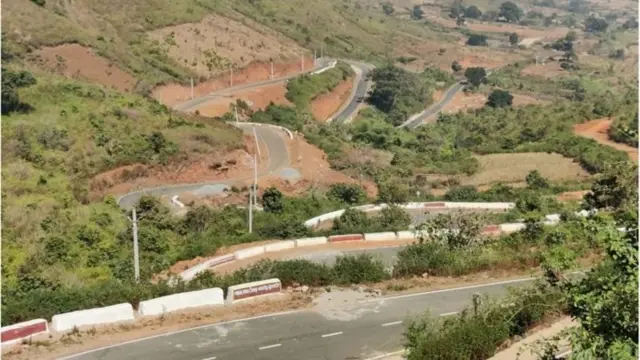 ఆంధ్రా-ఒడిశా సరిహద్ధుల్లోని కొఠియా గ్రామాల్లోని రోడ్లు