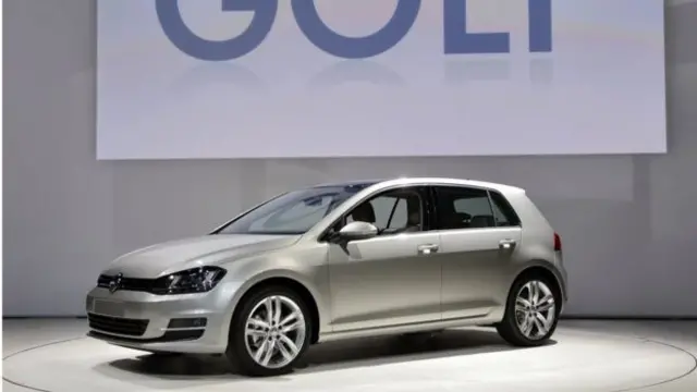 گلف یکی از محبوب‌ترین خودروهای جهان در سال ۲۰۱۶ میلادی بود که در ابتدا به ایران نمی‌آید