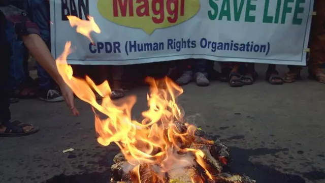 Protesto contra a Maggi na Índia