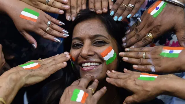 உலகக் கோப்பை கிரிக்கெட்: ஒரு போட்டி தடைப்பட்டால் எவ்வளவு வருமான இழப்பு ஏற்படும் தெரியுமா?