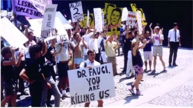 ఫాచీకి వ్యతిరేకంగా నిరసనలు