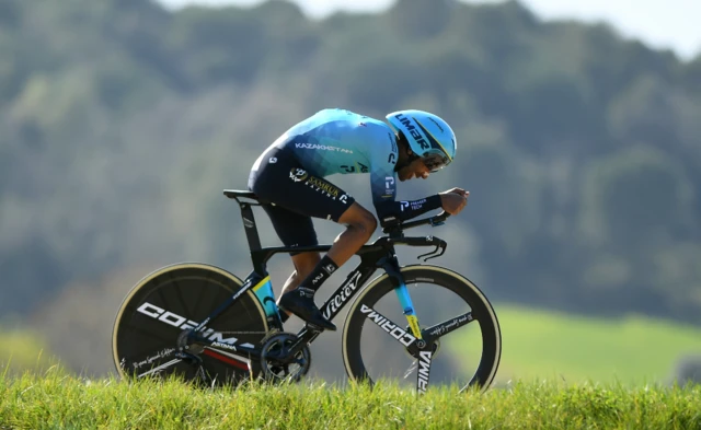 Dan wasan tseren keke na Eritrean Merhawi Kudus Ghebremedhinlokacin atisayen shiga gasar tsere ta Volta a Catalunya a kasar Sifaniya, ranar Talata 23 Maris 2021