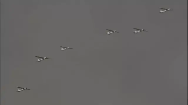 డ్రోన్లు