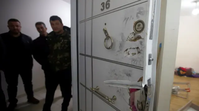 Abdülgadir Masharipov'un yakalandığı evin dış kapısı