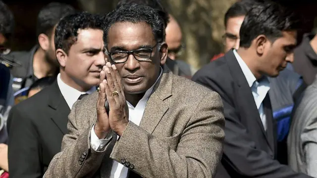 પત્રકાર પરિષદમાં સુપ્રીમ કોર્ટના જજની તસવીર