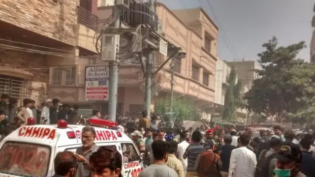 خیابانی در نردیکی محل سقوط