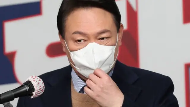 윤 후보는 2019년 서울중앙지검장 재직 당시 박 전 대통령의 형집행정지 신청을 불허했던 바 있다