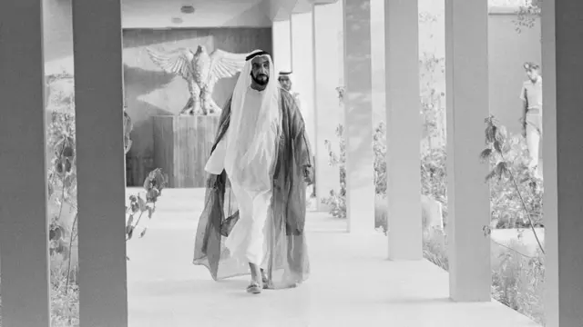 شیخ زاید، نخستین رئیس امارات متحده عربی و از بنیانگذاران این کشور نوپا بود