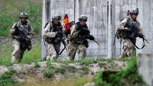 संयुक्त सैन्य अभ्यास की तस्वीर