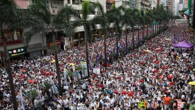 Cuộc biểu tình hôm Chủ Nhật là một trong những cuộc biểu tình lớn nhất trong lịch sử Hong Kong