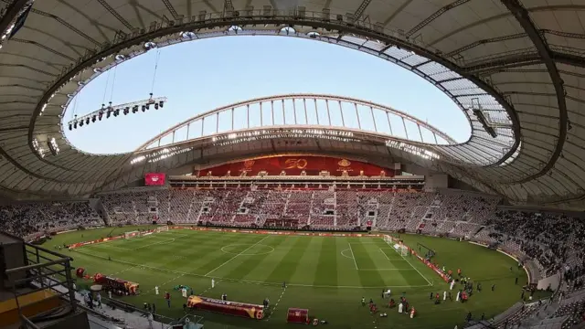 ورزشگاه بین‌المللی خلیفه