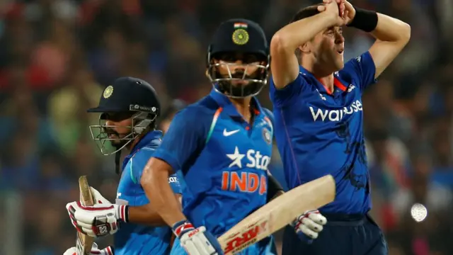 कोहली और केदार जाधव के रन पर क्रिस वोक्स कुछ ज़्यादा ही परेशान दिखे