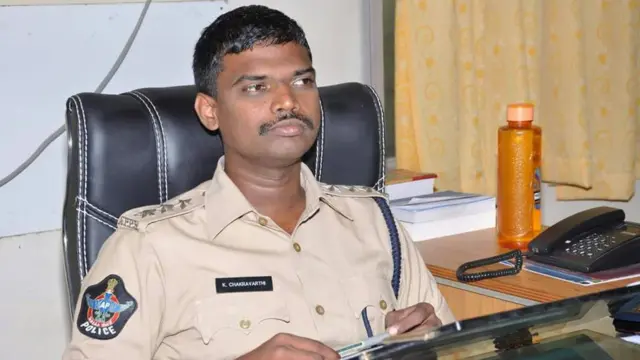 ఆళ్లగడ్డ డీఎస్పీ చక్రవర్తి