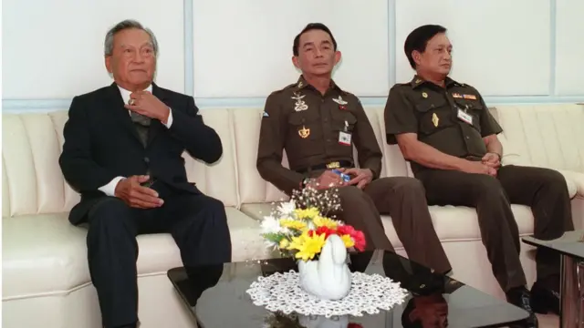 น้าชาติ