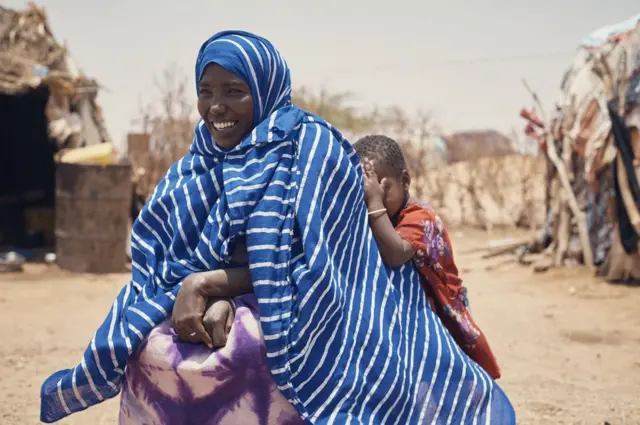 بچہ اور ماں