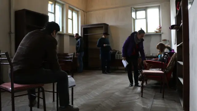 İrəvan Teatrı qaçqın teatrları