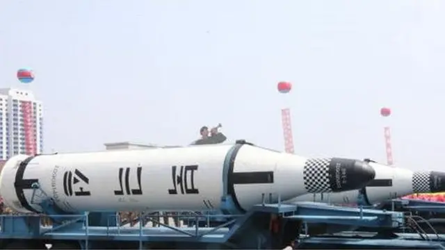 北极星潜射导弹