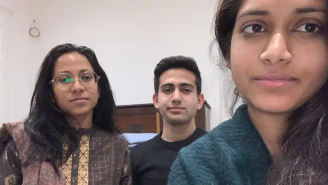 ইতালির ত্রিয়েস্তে আইরিন পারভীন খান ও তার পরিবার