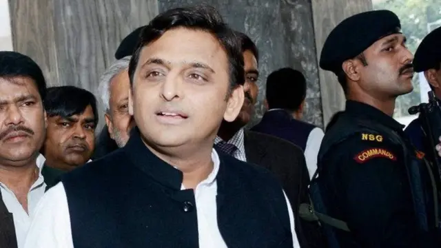 अखिलेश यादव