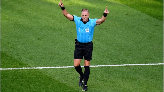 VAR