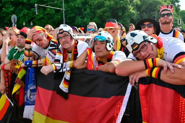 En Berlín no están disfrutando el partido.