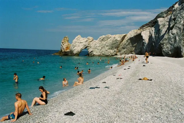 Jul je tradicionalno najpopularniji mesec u turističkoj sezoni, ali se to na plažama nije videlo i mnoge od njih bile su poluprazne