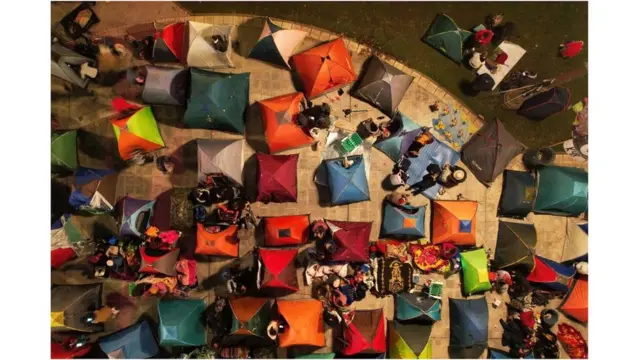 مخيم احتجاج في ساحة بلازا دي مايو في بوينس آيرس