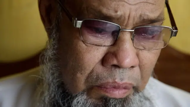 ફારુકના પિતા નસીબ અલી