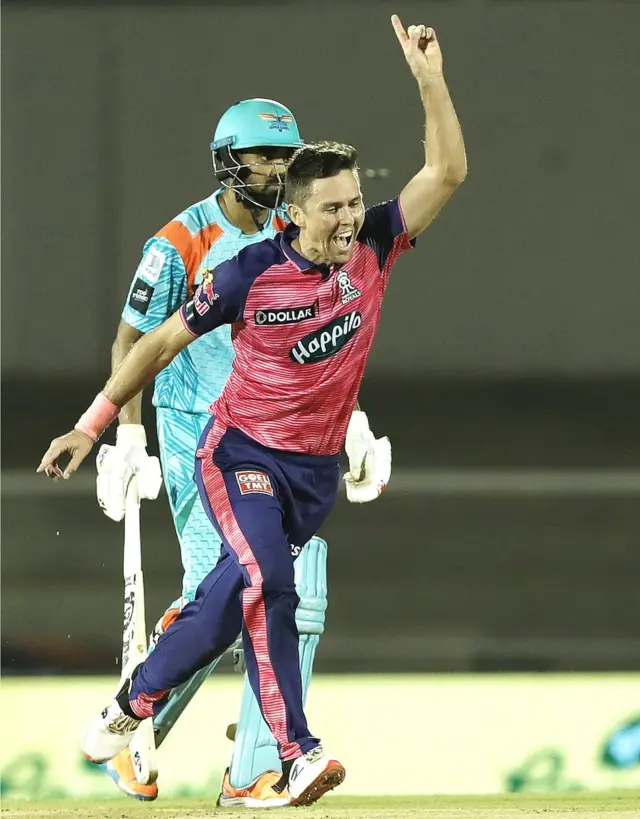 ट्रेंट बोल्ट