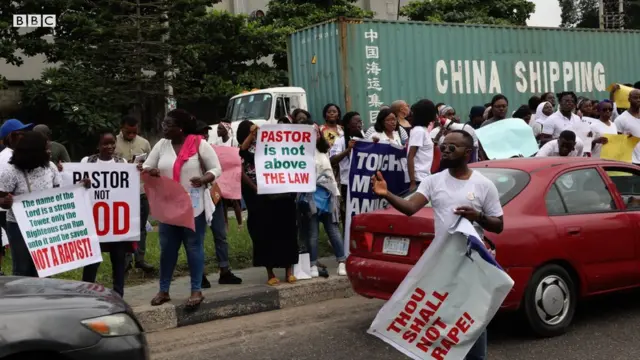 Awọn to gbe akọle dani