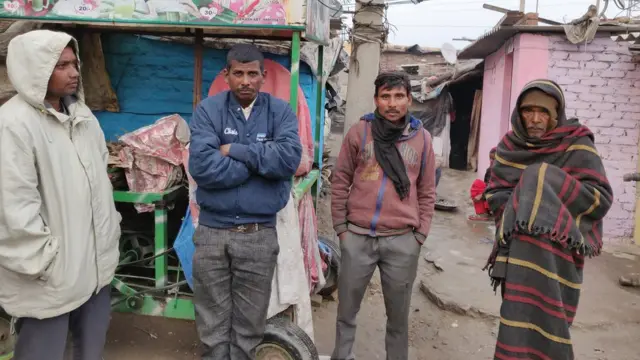 दिलीप, मनोज, राजू और उमेश