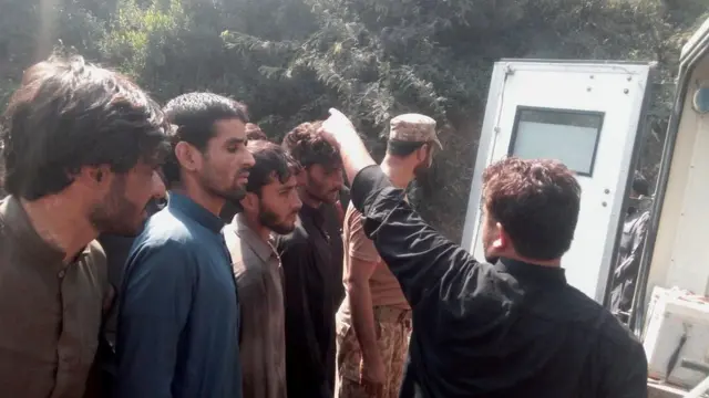 درہ آدم خیل میں کوئلے کی کان