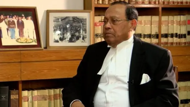 মওদুদ আহমদ